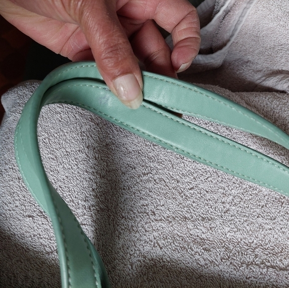 Danielle Nicole Light Mint Green Tote Shoulder Bag - Picture 9 of 16